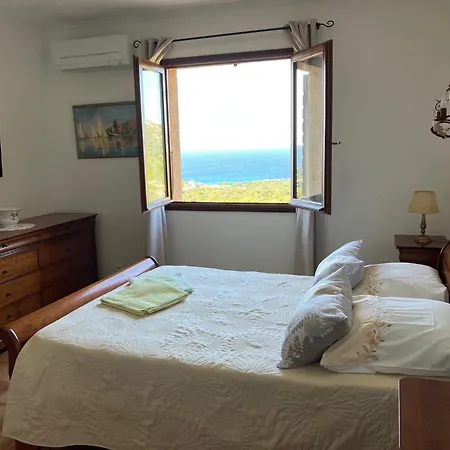 A Scopa A En Corse Avec Piscine Chauffee, Vue Panoramique, Climatisation, Jardin Arbore De 3000m2, 10 Pers, 5 Chb, 4 Sdb *