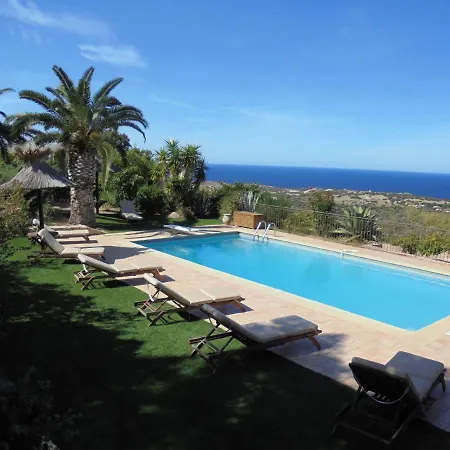 Willa A Scopa A En Corse Avec Piscine Chauffee, Vue Panoramique, Climatisation, Jardin Arbore De 3000m2, 10 Pers, 5 Chb, 4 Sdb Lumio (Corsica)