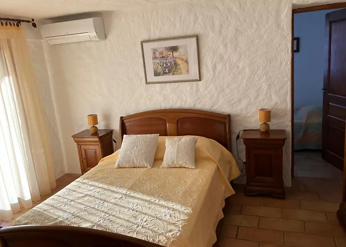 Ascopa Villa