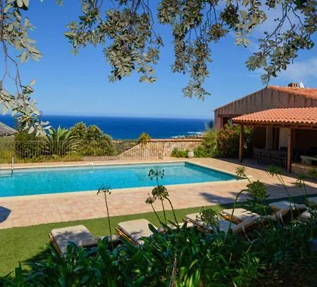 Vila A Scopa A En Corse Avec Piscine Chauffee, Vue Panoramique, Climatisation, Jardin Arbore De 3000m2, 10 Pers, 5 Chb, 4 Sdb Lumio (Corsica)